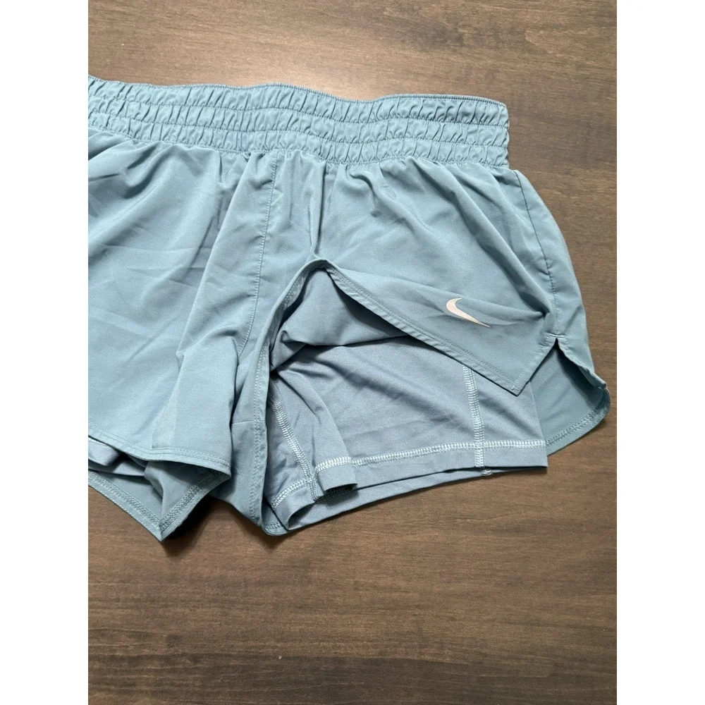 Women's NIKE DRI-FIT Blue Activewear Athletic Shorts with spandex Size Med